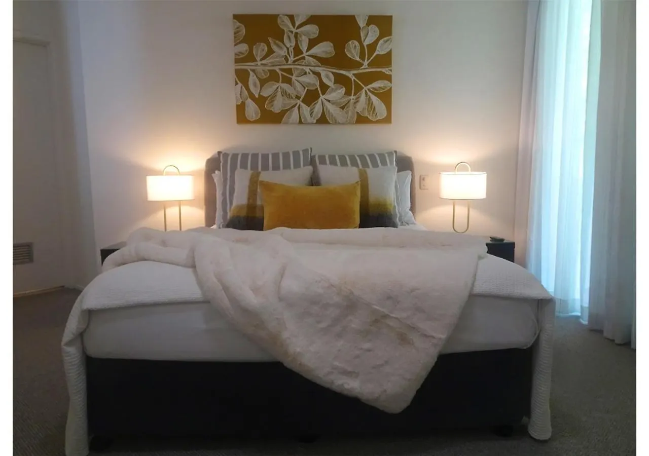 Apartment Tropicana Unit 7 Noosaville